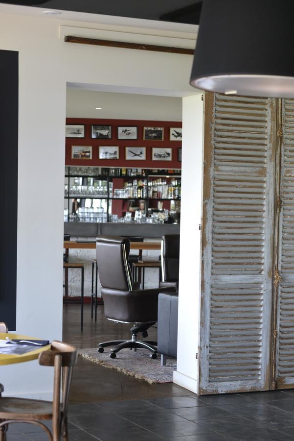 Logis Hotel & Restaurant De L'Aerodrome De La Baie De Somme Buigny-Saint-Maclou Eksteriør billede